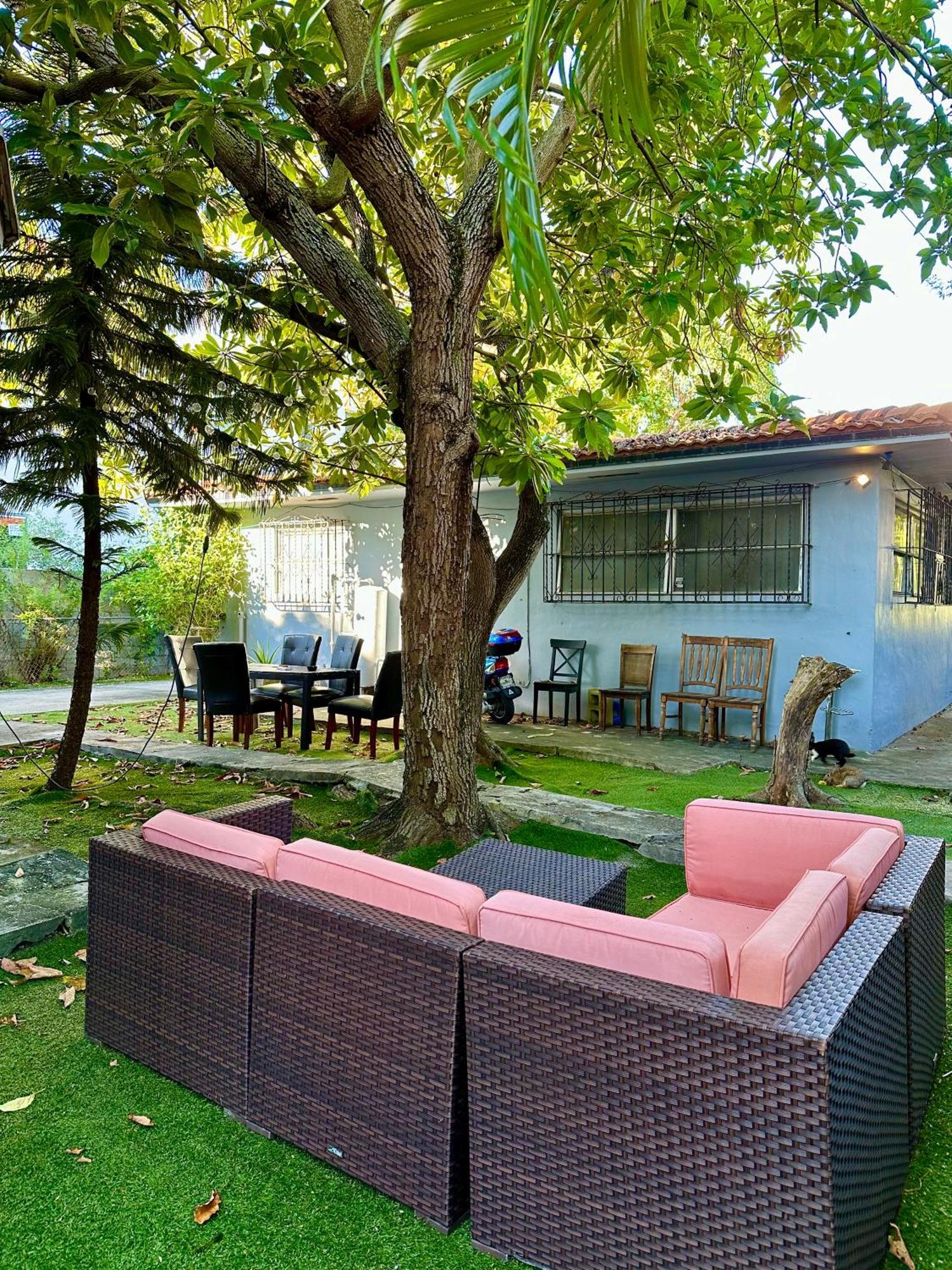 Miami House Hotel Ngoại thất bức ảnh